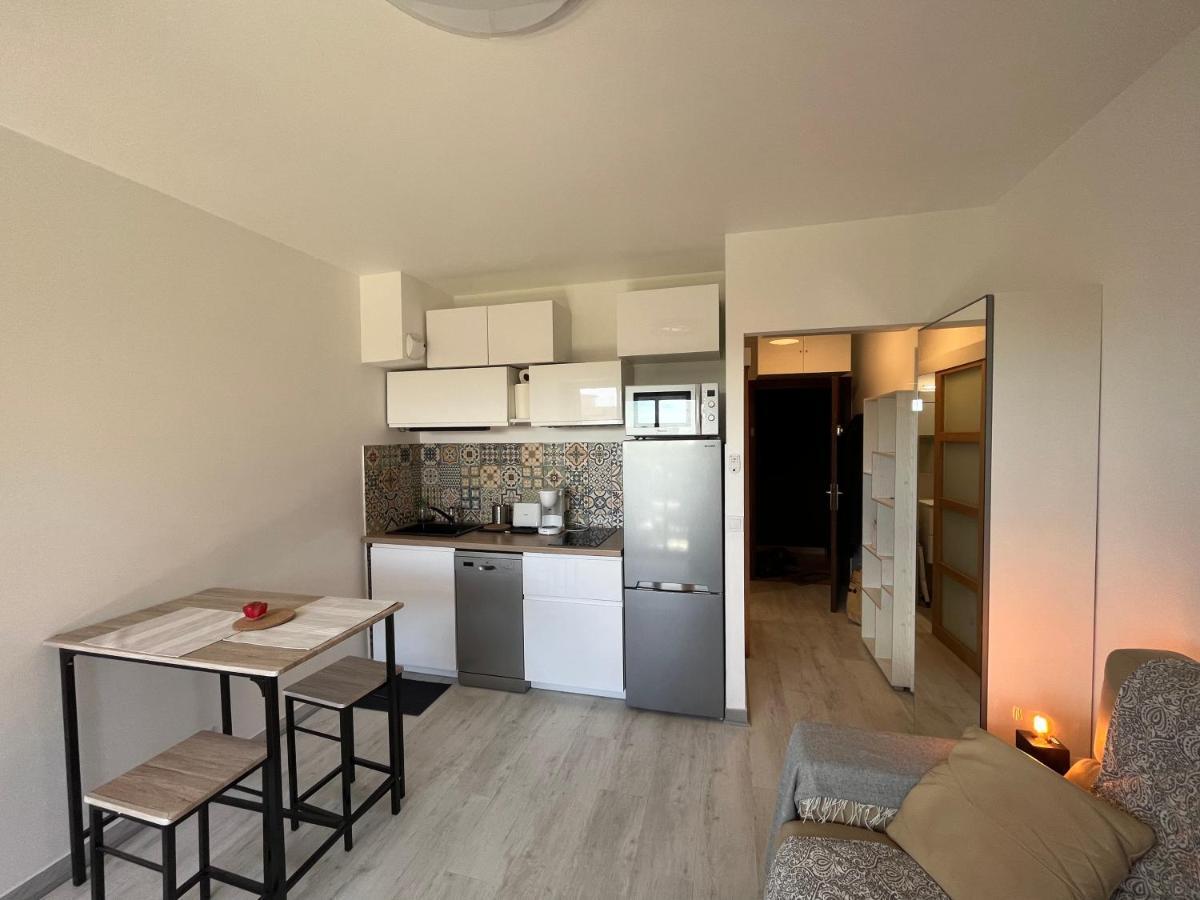 Charmant Studio Avec Terrasse Et Parking A Vence Kültér fotó