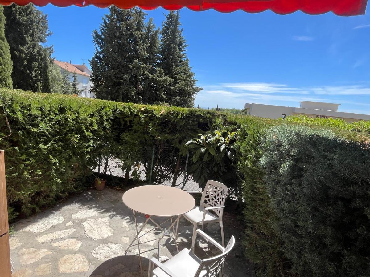 Charmant Studio Avec Terrasse Et Parking A Vence Kültér fotó