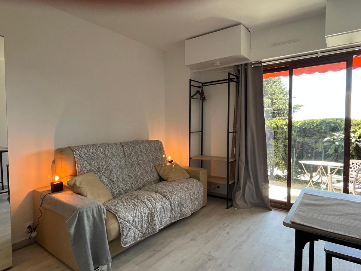Charmant Studio Avec Terrasse Et Parking A Vence Kültér fotó